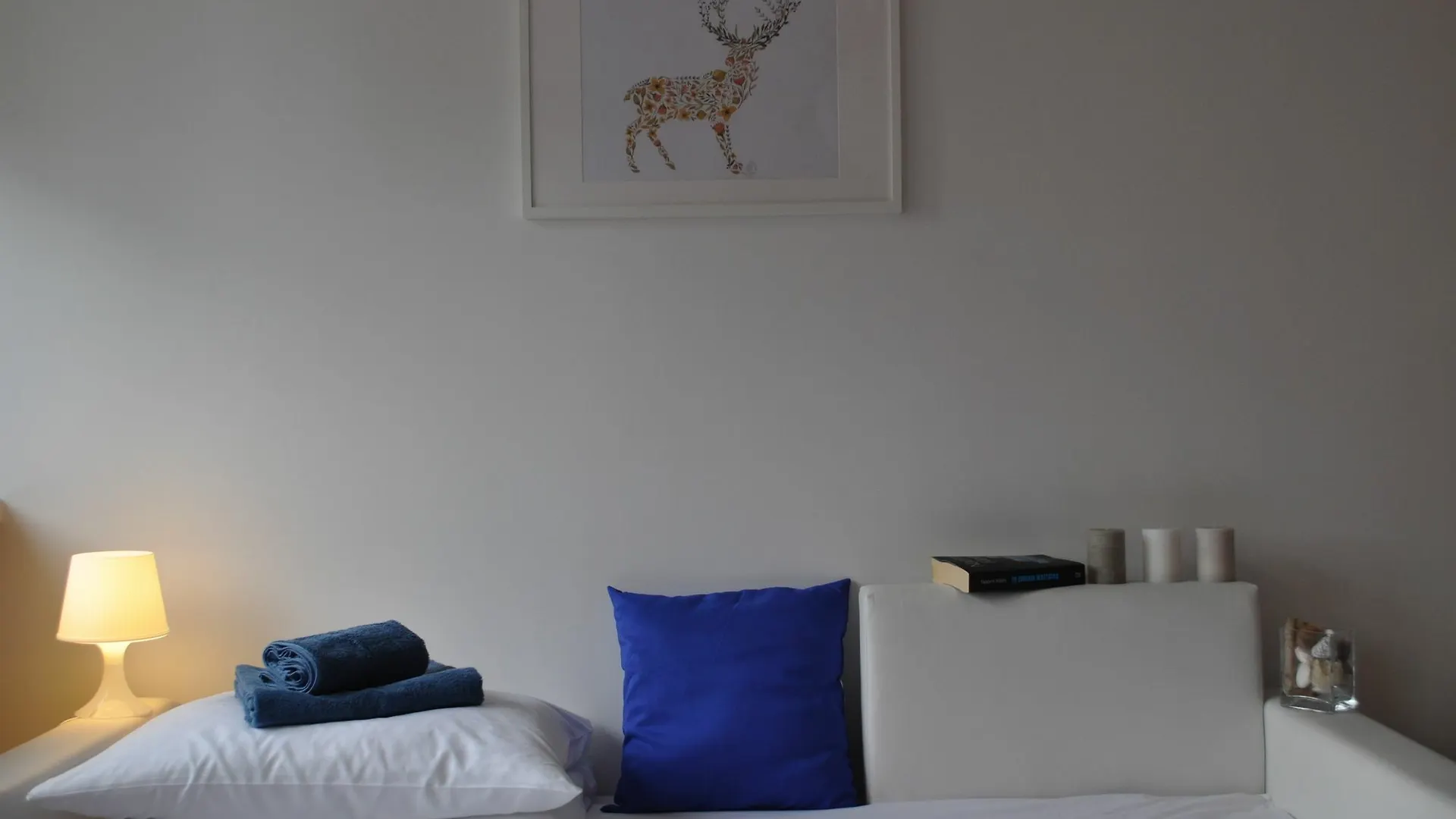 Blue Books Apartments Warsaw Poland